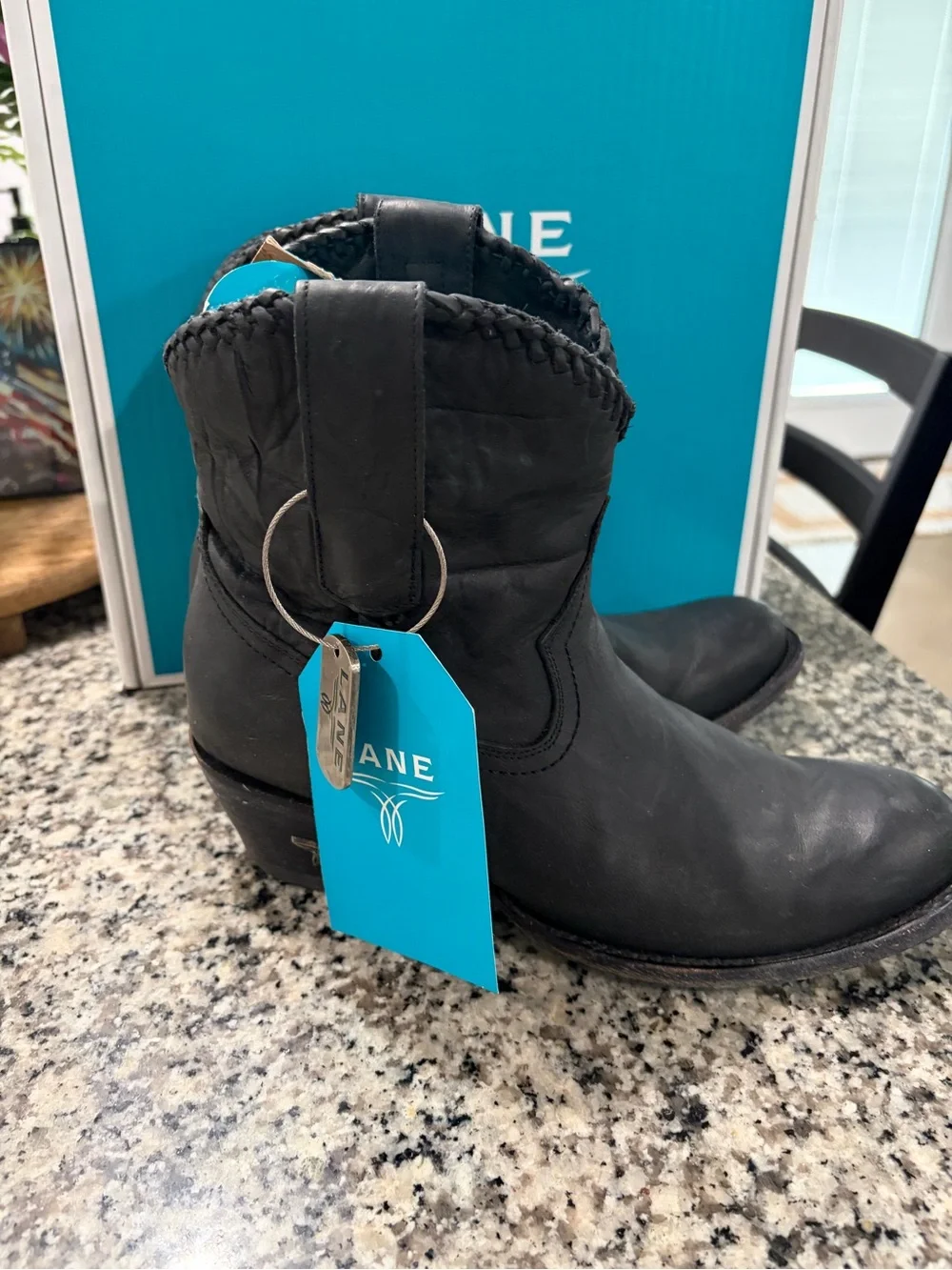 Lane Plain Jane Black Leather Western shorty Boots - Picture 6 of 9